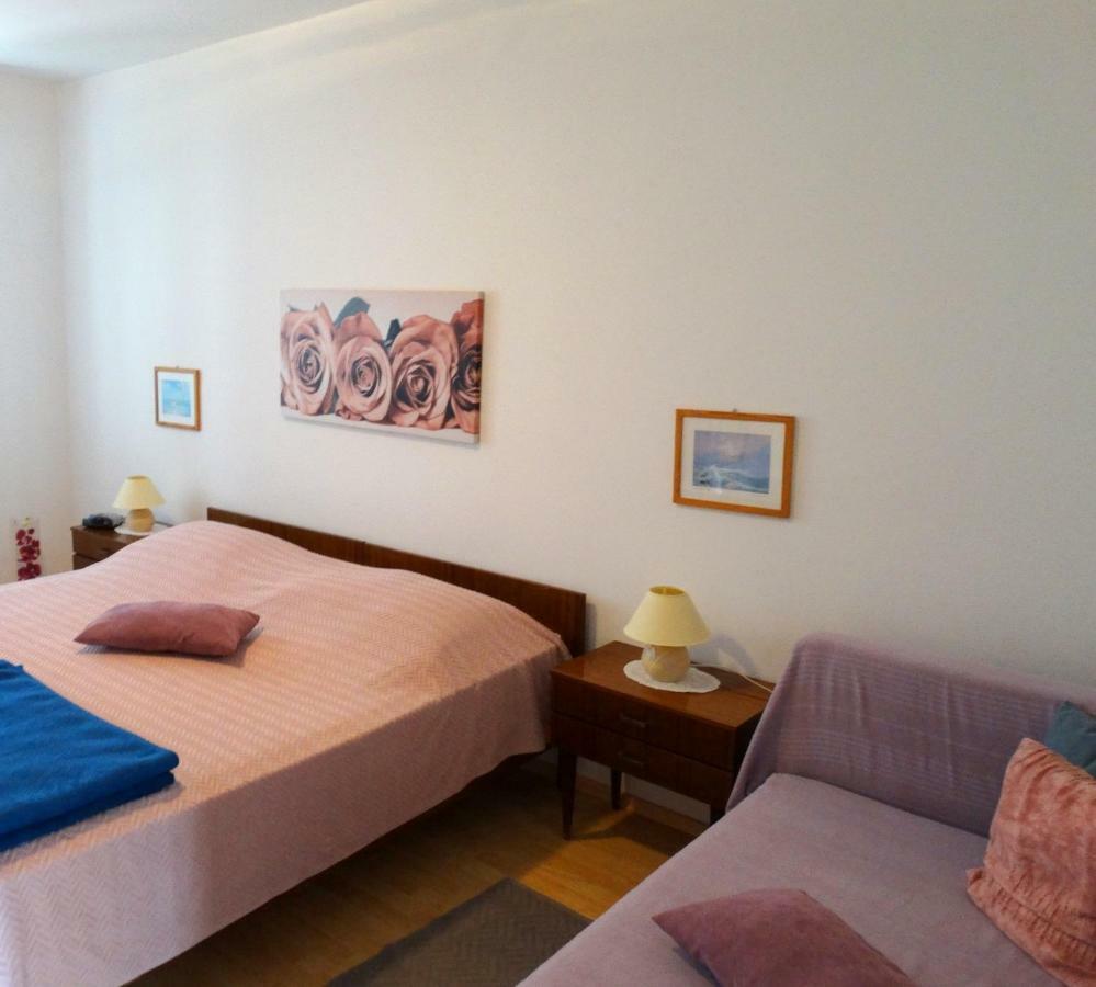 Apartments Iva Цриквениця Екстер'єр фото